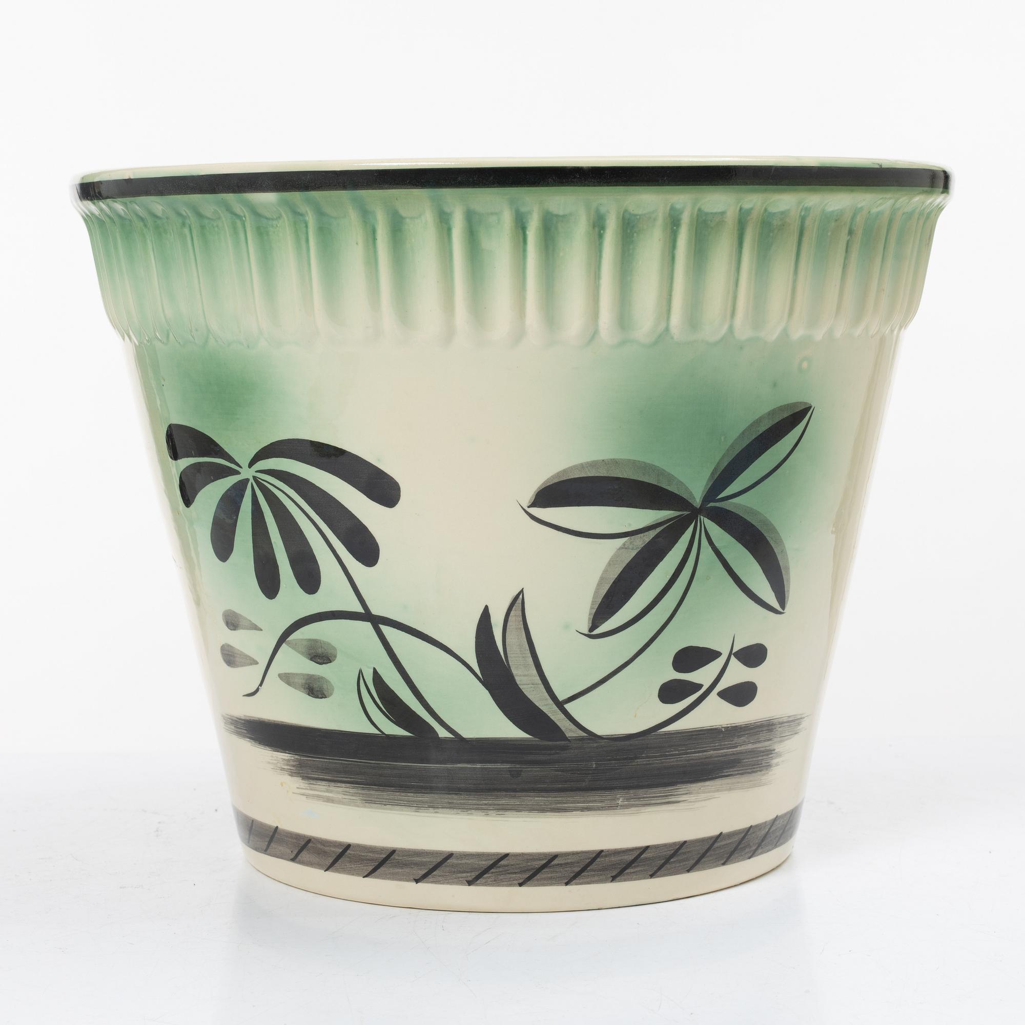 A planter, 1930s/40s.
