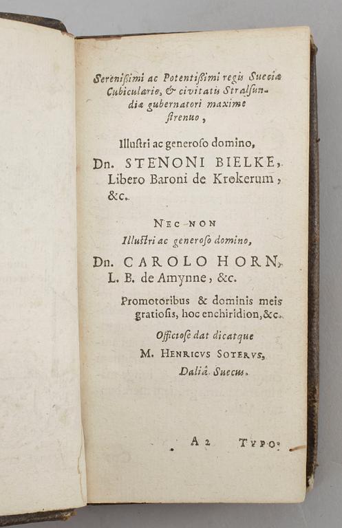 BOK, "Svecia sive de Suecorum, Regis dominiis et opibus..." av Henrik Soter och Andreas Bureus, Elzeviriana Leyden 1633.