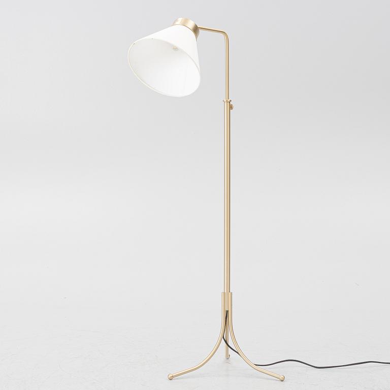 Josef Frank, golvlampa, modell G 1842, Firma Svenskt Tenn.