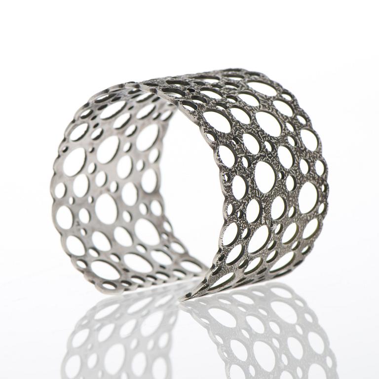 LIISA VITALI, bracelet, silver. Helsinki Finland 1967.