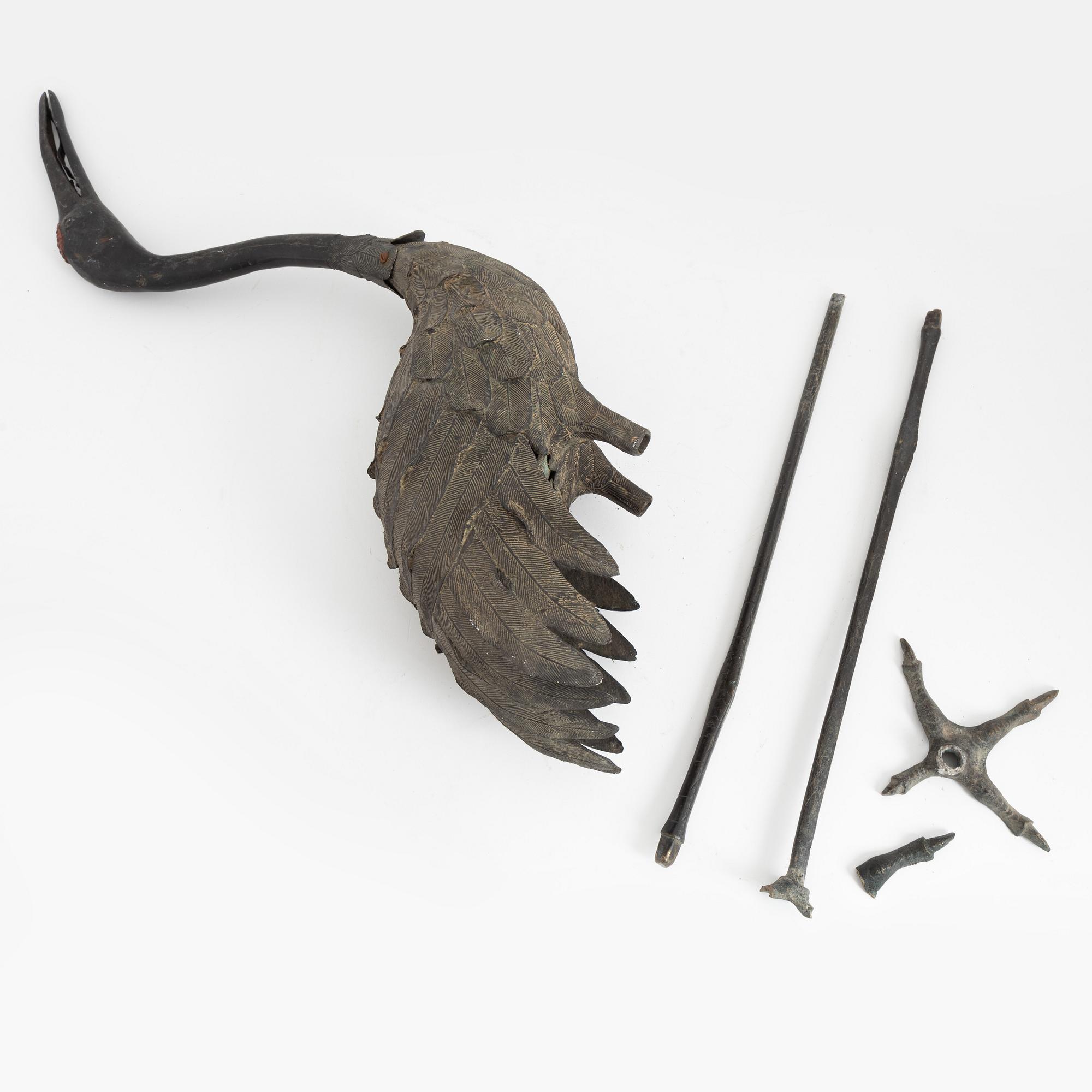 A Chinese bronze Crane, late Qing dynasty, around 1900.