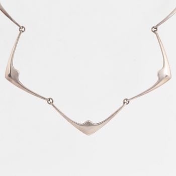 HANS HANSEN, a sterling silver necklace, Denmark, 1960's.