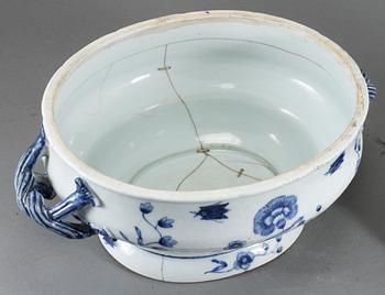 TERRIN, porslin, Kina, 1700-tal.