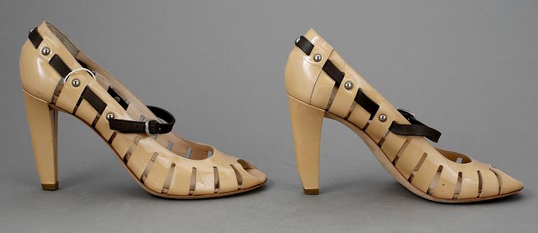 SKOR, Céline.