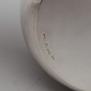 SÅSPANNA, silver resp ben, Bengt Liljedahl, Stockholm 1967. Vikt: 265 gram.