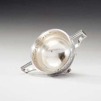 FABERGÉ-HOPEAKULHO.