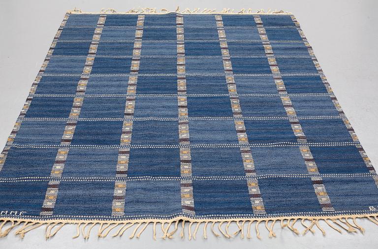 Barbro Nilsson, MATTO, "Falurutan, blå", flat weave, ca 233,5 x 168,5 cm, signed AB MMF BN.