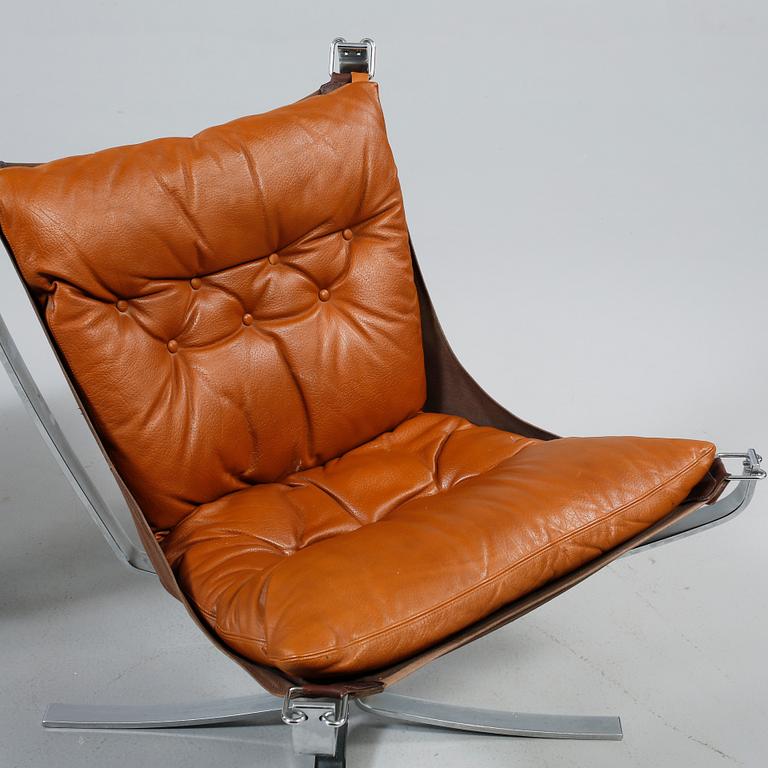 FÅTÖLJER, ett par "Falcon chair", Sigurd Russel, Vatne möbler, Norge, 1970-tal.