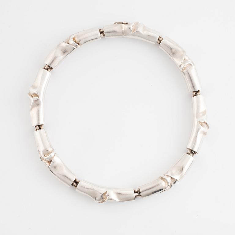 Björn Weckström, sterling silver necklace. Lapponia 1975.