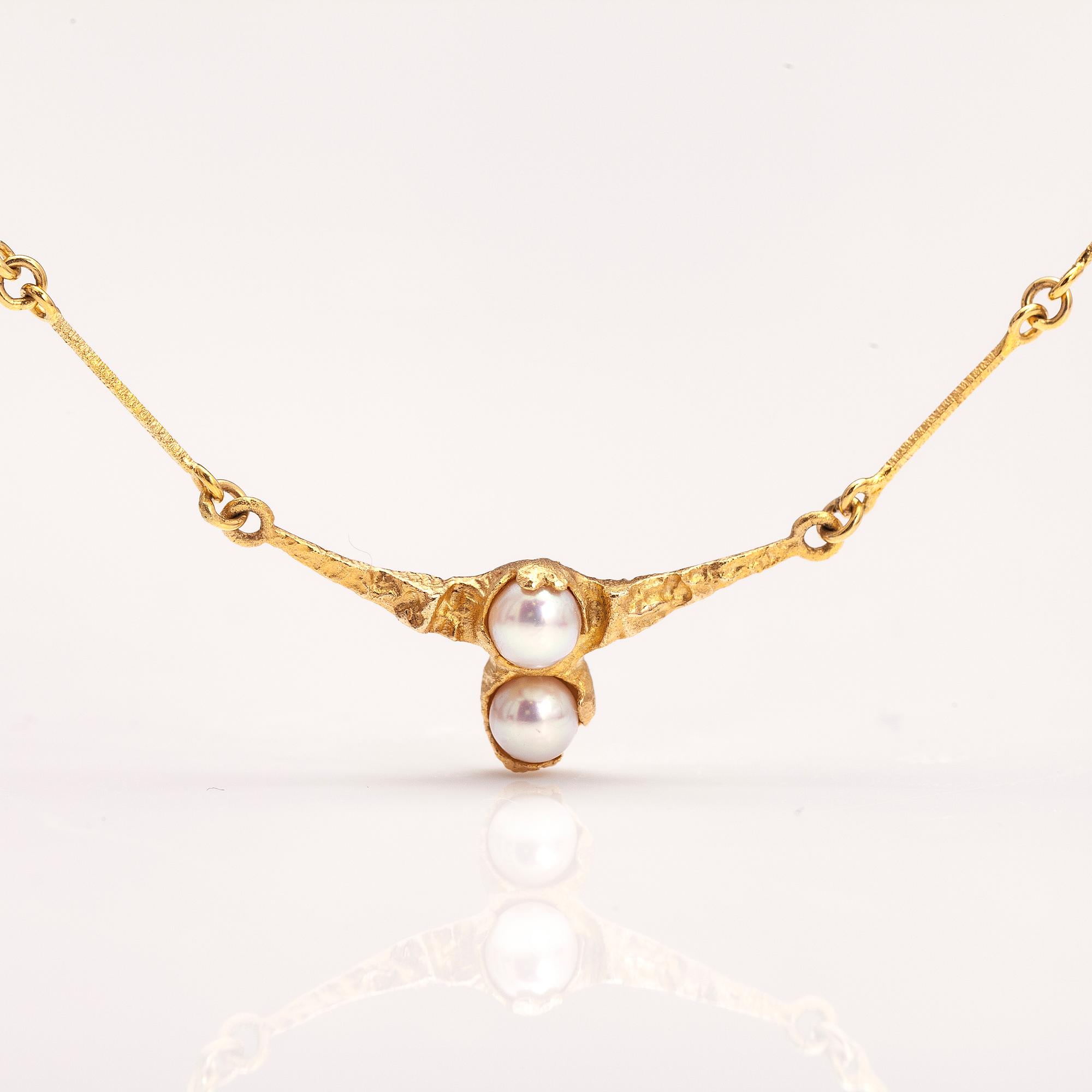 BJÖRN WECKSTRÖM, KAULAKORU "Cheek to cheek", 14K kultaa, viljellyt helmet. Lapponia 1988.