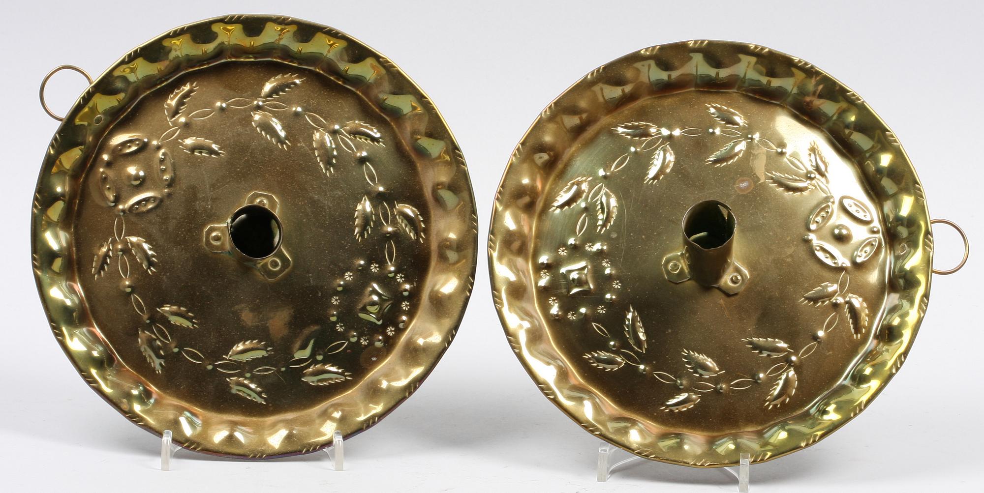 LJUSSTAKAR, ett par, mässing, barockstil, 1900-talets första hälft.