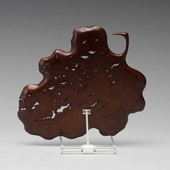 An elegant boxwood leaf shaped tray, 19th Century.