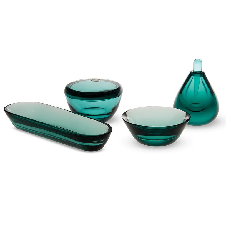 GÖRAN HONGELL, TOILETTESET, 4 delar, glas, "Azurra", samtliga signerade GH 6124 - Karhula. 1940-tal. Design år 1939.