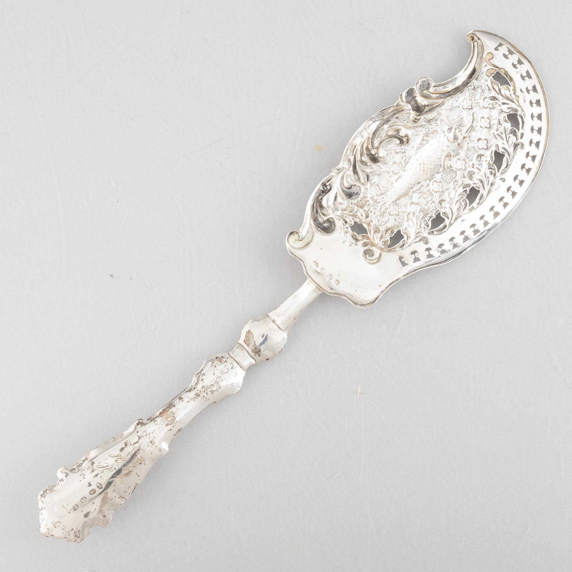 A Danish silver fish server, control mark of Peter R. Hinnerup, Copenhagen 1842.