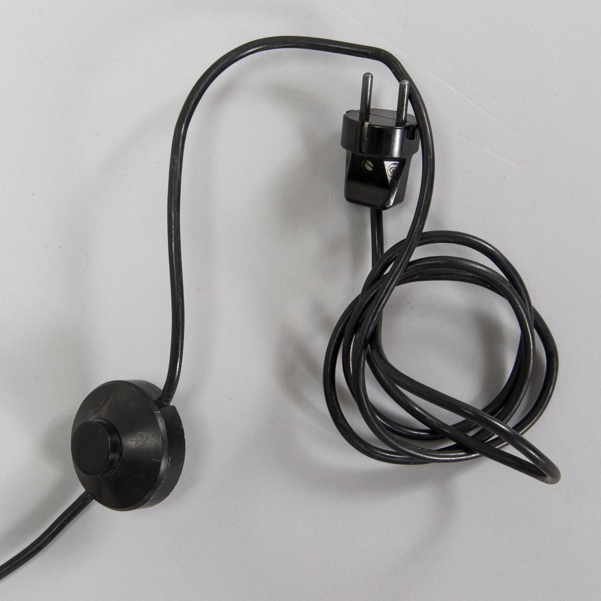 Gae Aulenti, bordslampa, "Pipistrello", Martinelli Luce, Italien, modellen formgiven 1965.