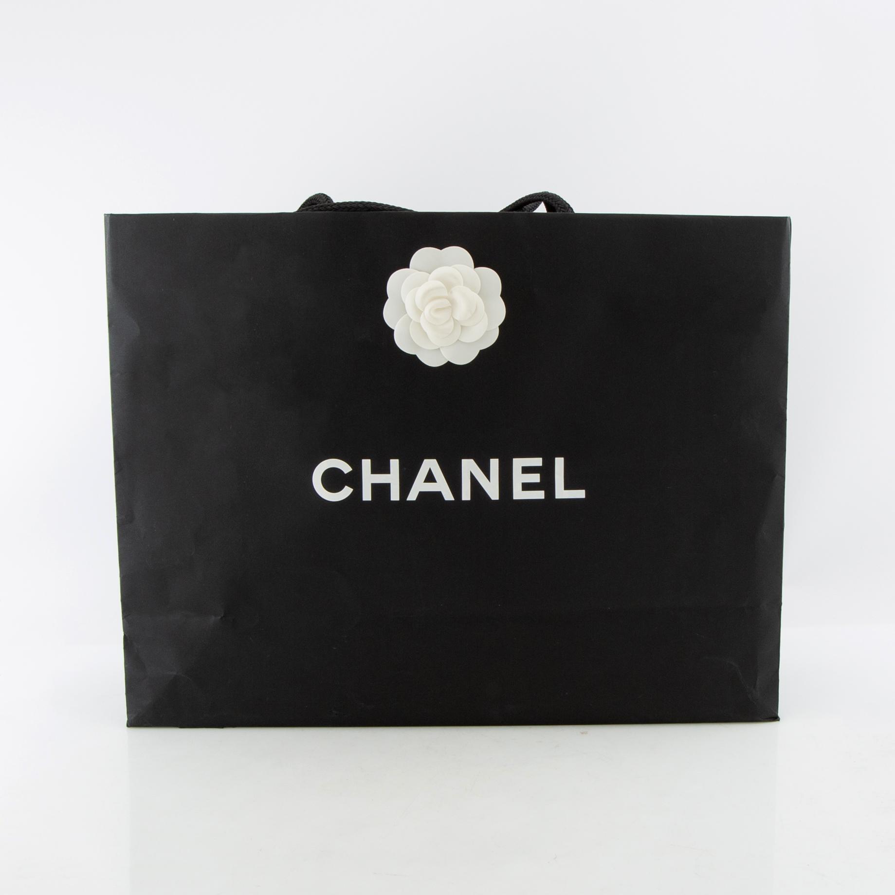 Chanel, bag, "Maxi Sac Classique", 2022.