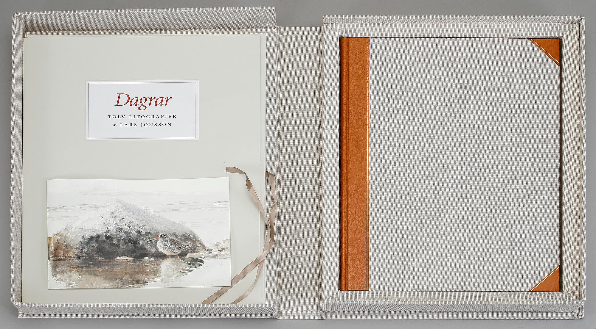 LARS JONSSON, kassettbok ur serien "Dagrar", signerad och daterad 20:e december 2000.