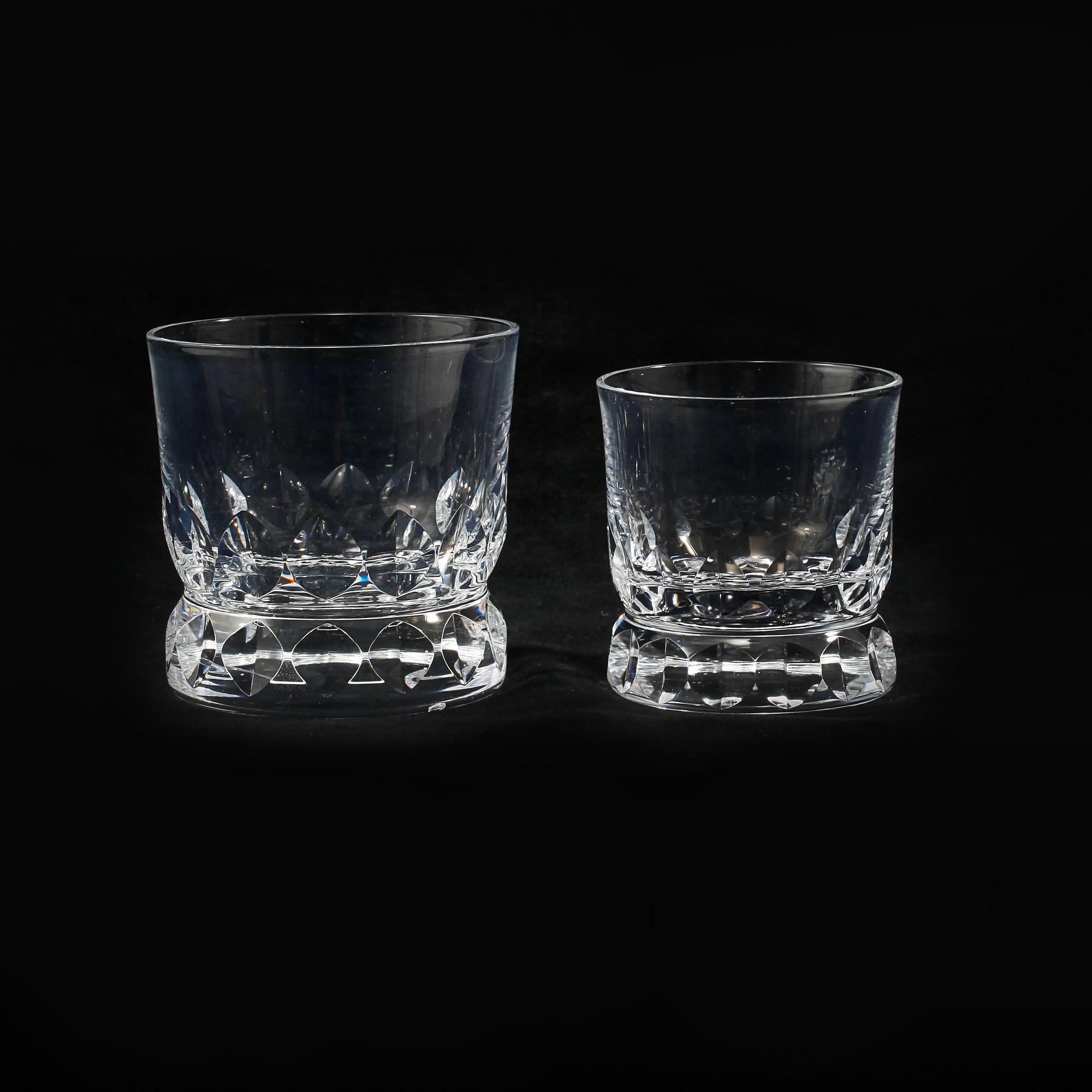 GLASSERVISDELAR, 20 st, "Prince", Göran Wärff, Kosta Boda, 1900-talets slut.