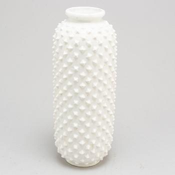 GUNNAR NYLYND, a whiteglazed stoneware vase, from Rörstrand.