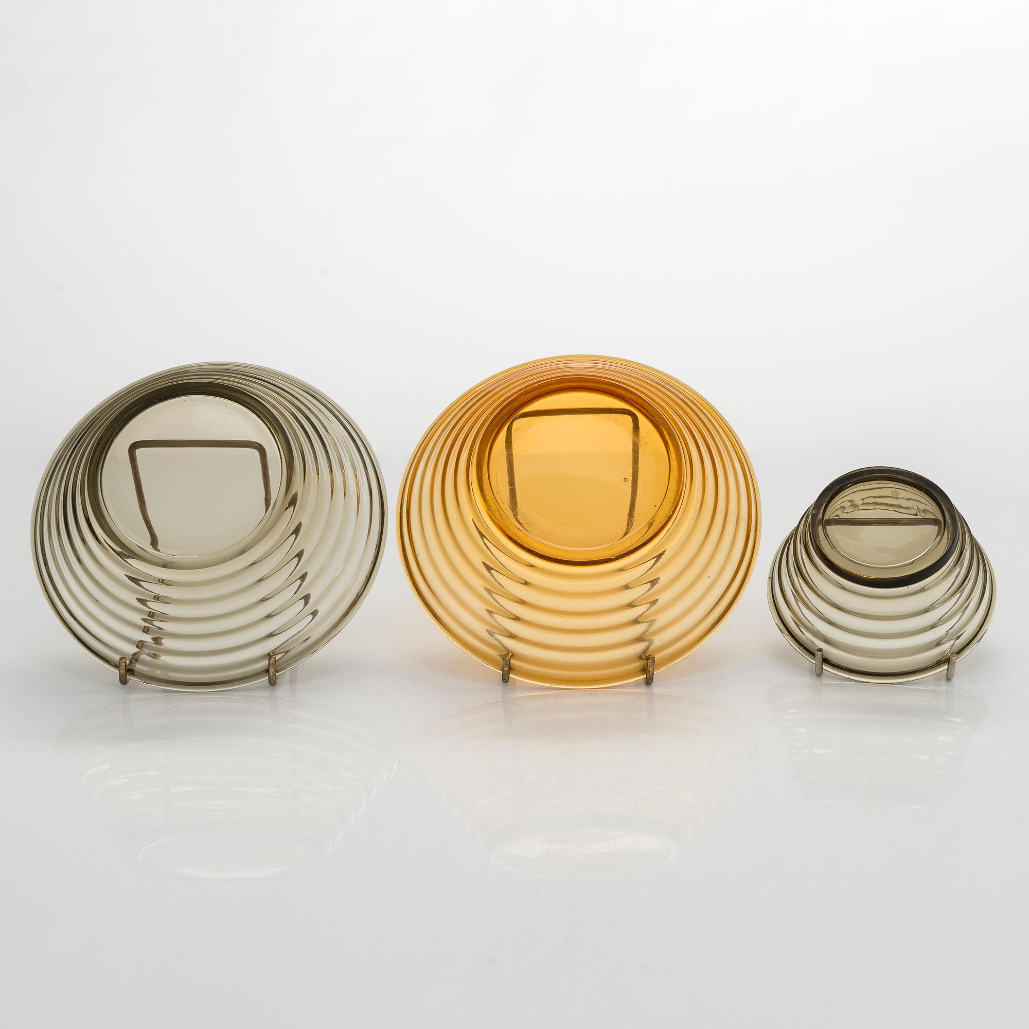 Aino Aalto,A set of three 1930's bowls, "Bölgeblick" for Karhula Glassworks, Finland.