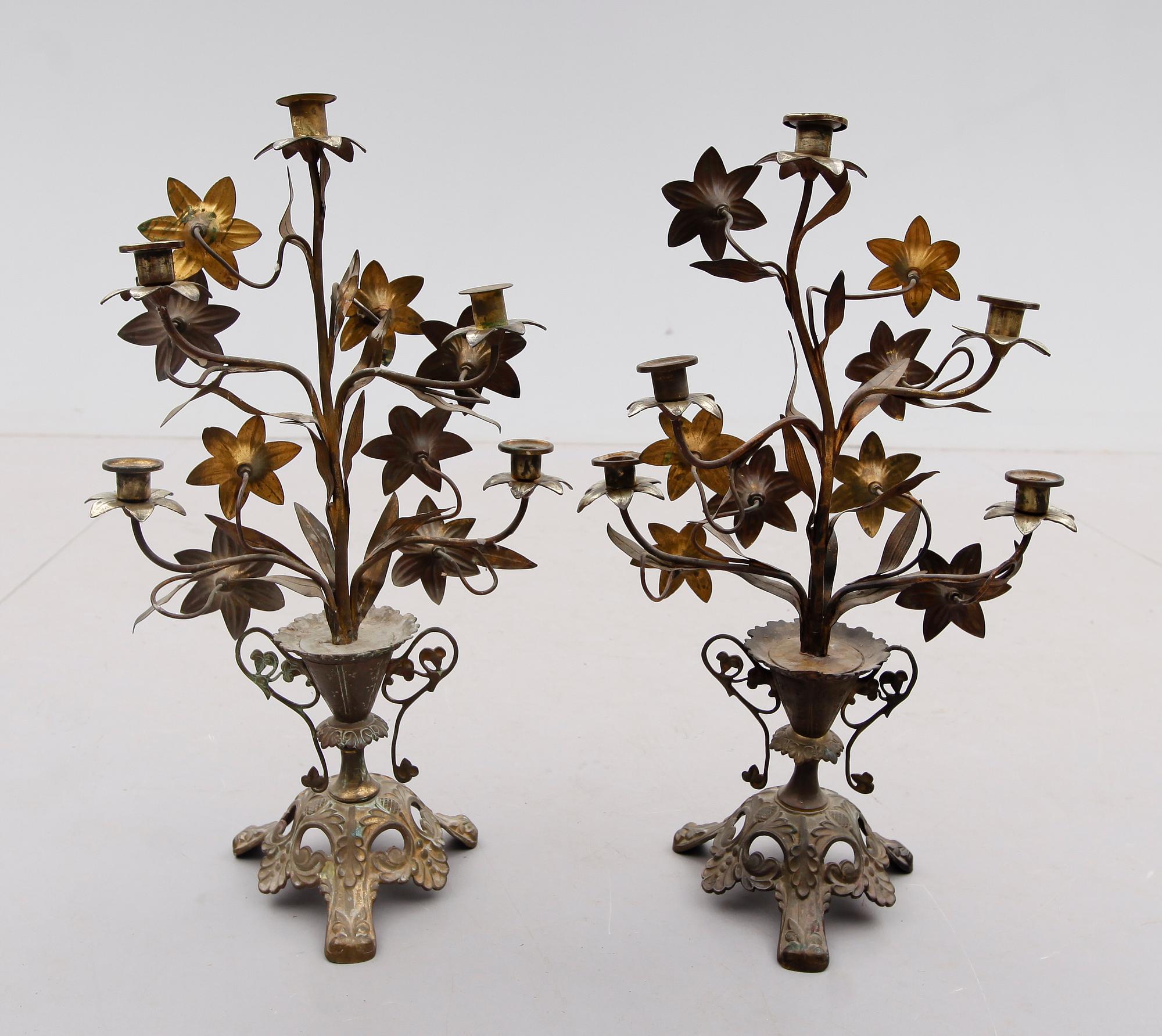 KANDELABRAR, 1 par, metall, Louis XVI-stil, sent 1800-tal.