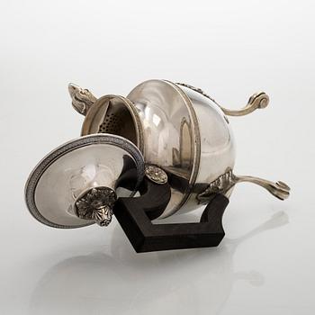 A silver teapot, Martin Mayer, Germany presumably 1888-1890s.