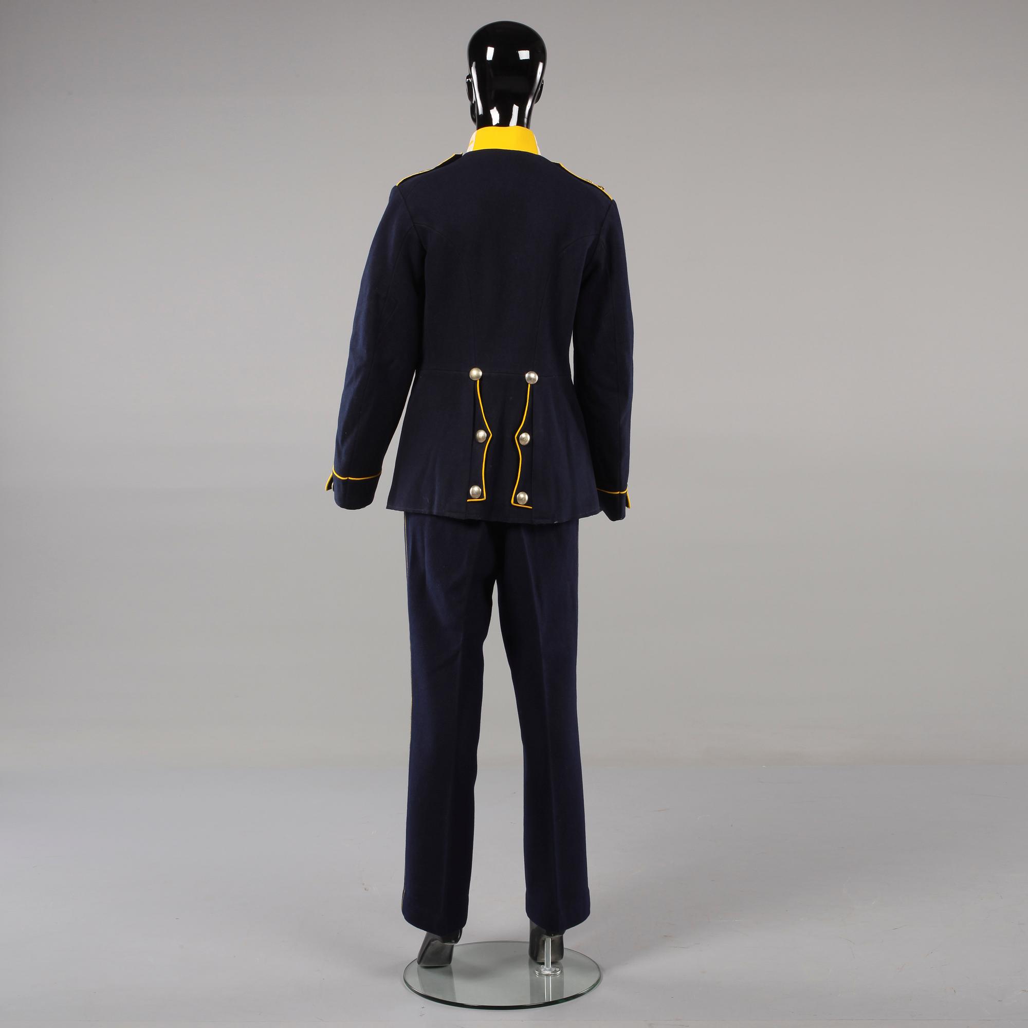 UNIFORM, två delar, 1900-tal.
