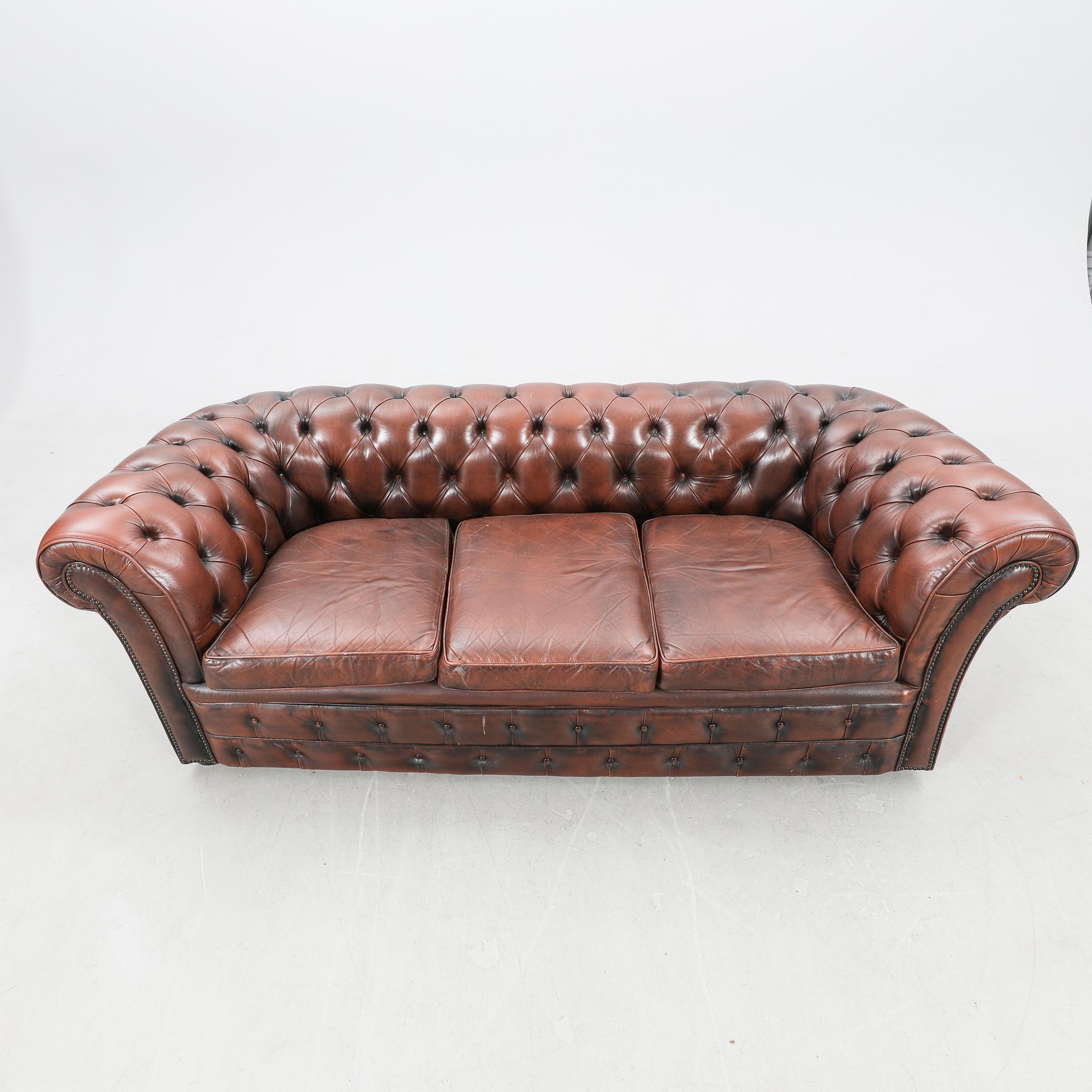 Sofa, Chesterfield model, United Kingdom, second half of the 20th century.