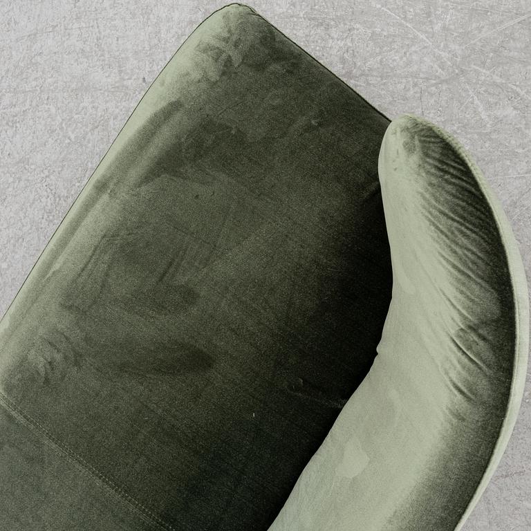 Soffa, samtida.