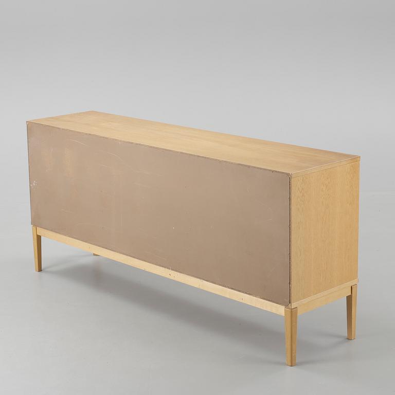 SIDEBOARD, Ulferts, Tibro, 1900-talets andra hälft.