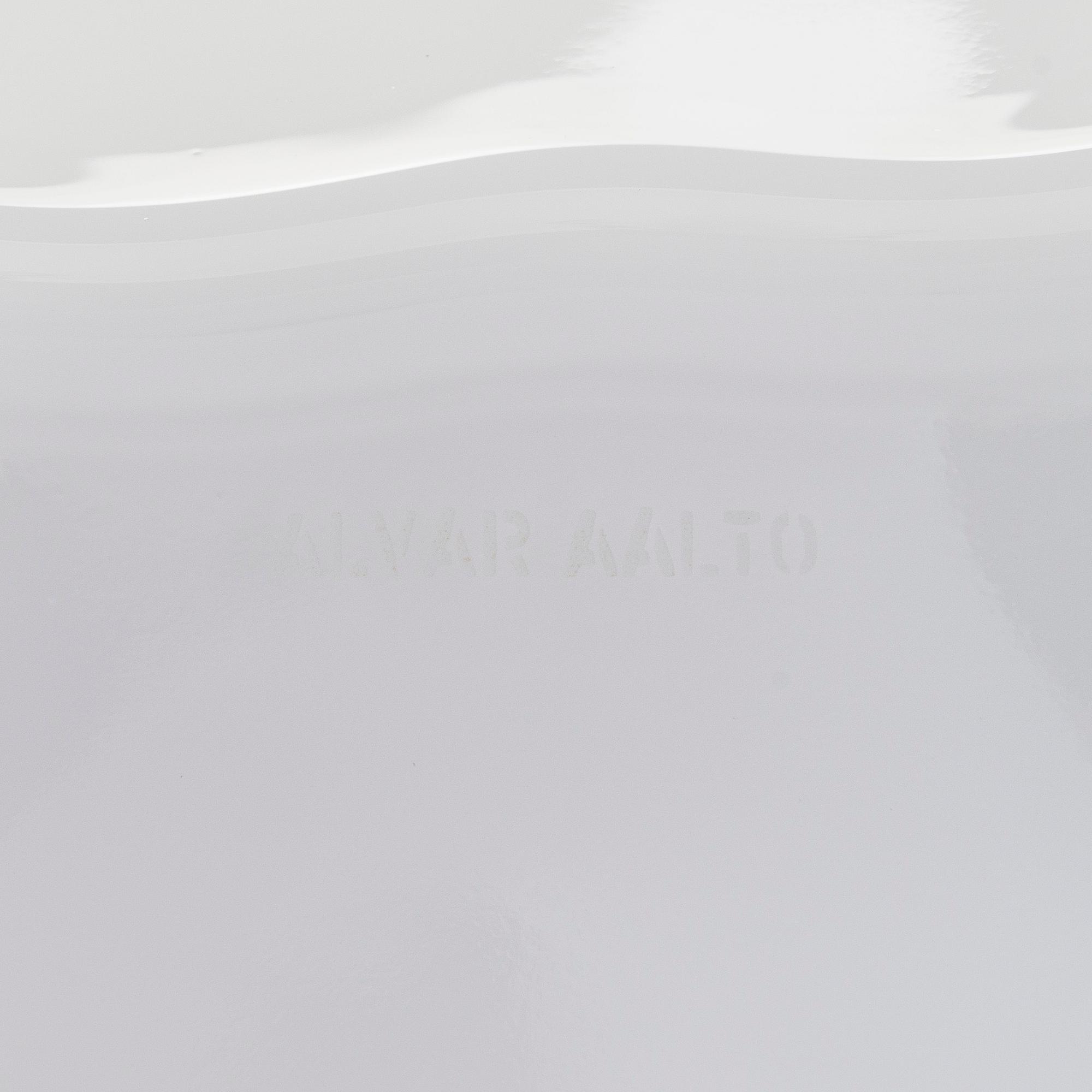 Alvar Aalto, taidelasi, "Aallon kukka", neljä osaa, signeerattu Alvar Aalto 154 / 1983.