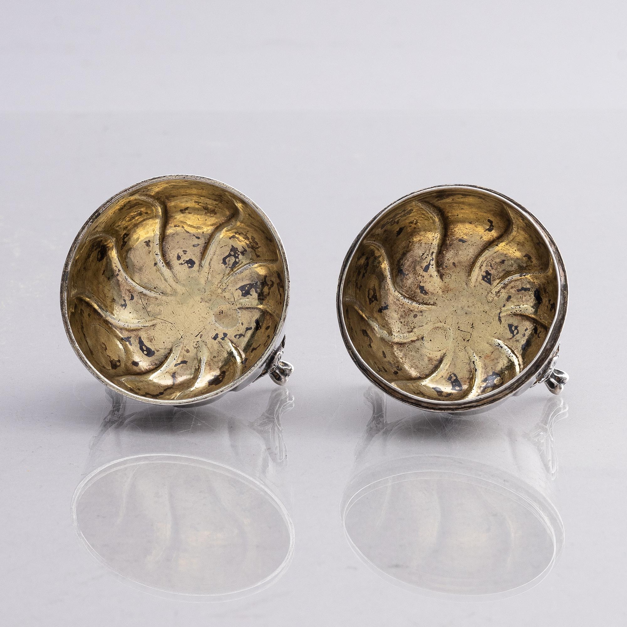 A pair of Swedish 18th century parcel-gilt silver travel salt-cellars, marks of Magnus Stråtin, Uddevalla 1774.