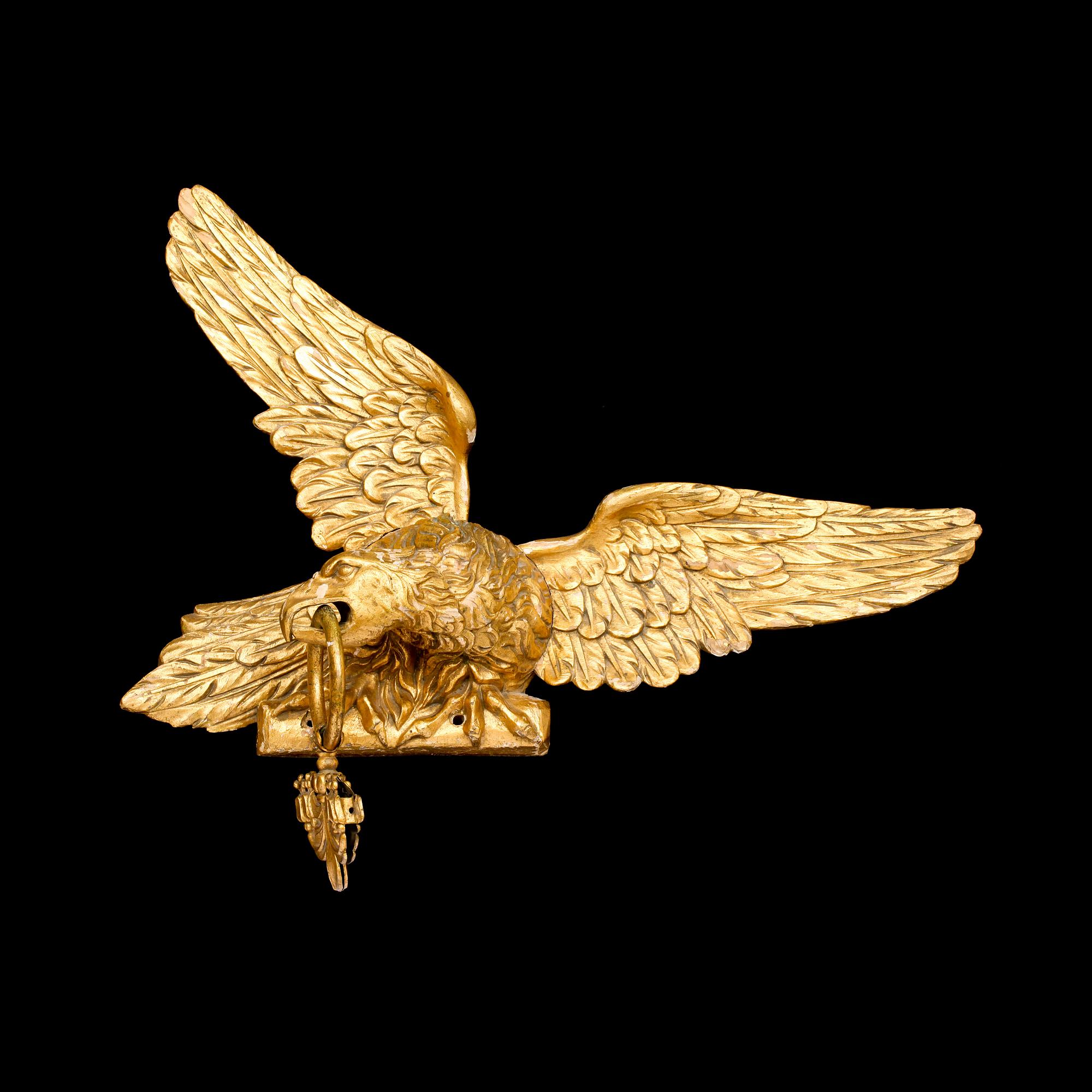 VÄGGSKULPTUR, empirestil. 1800/1900-tal.