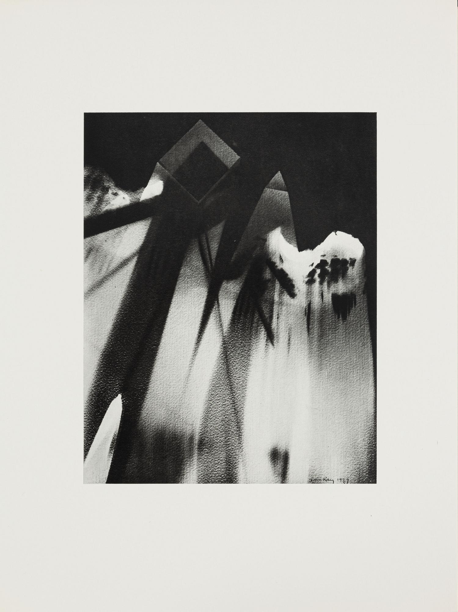 Man Ray, efter, folder, "Electa Editrice Portfolios".