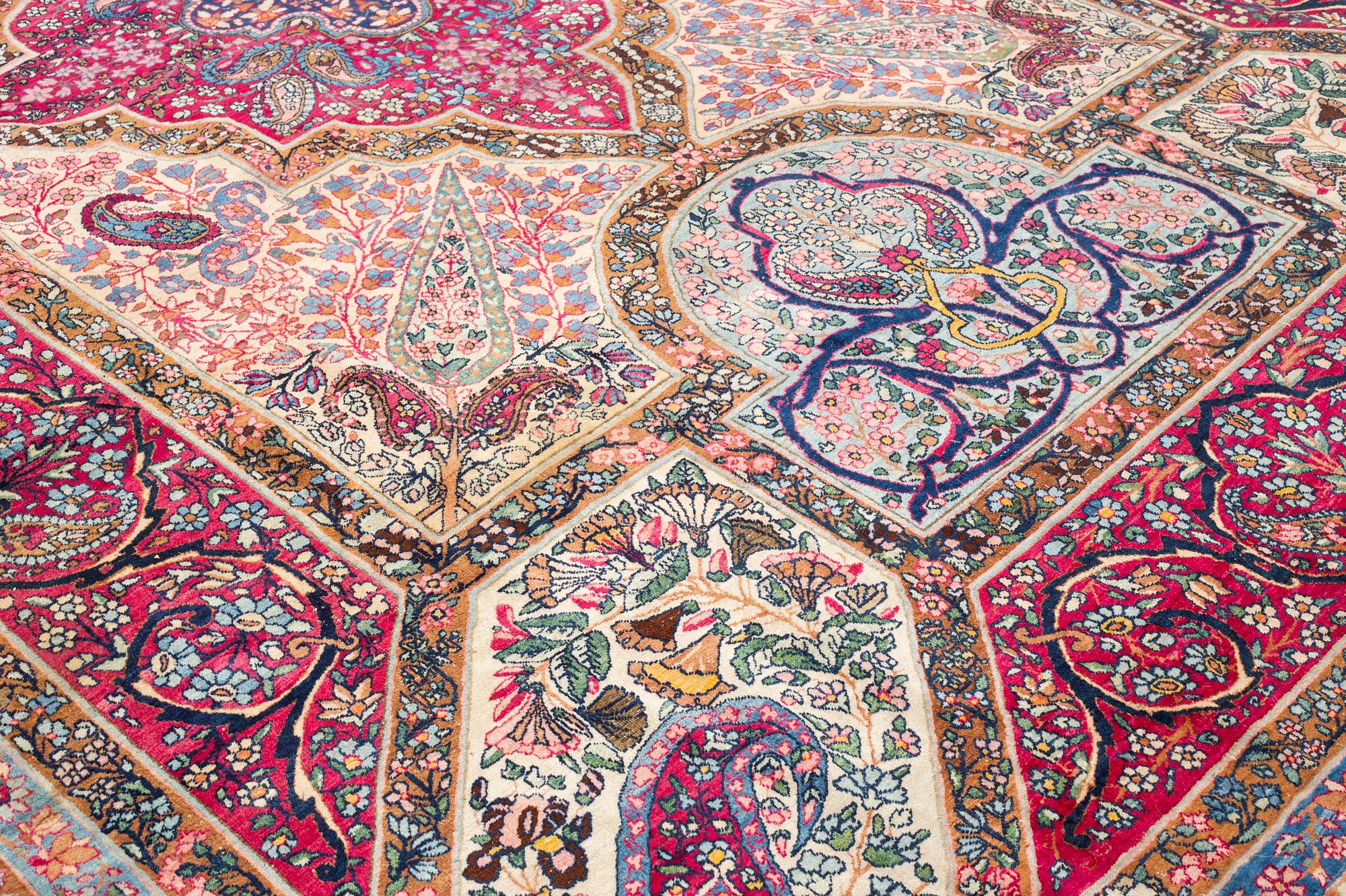 Matto, semi-antique Kerman, ca 457,5 x 317 cm.