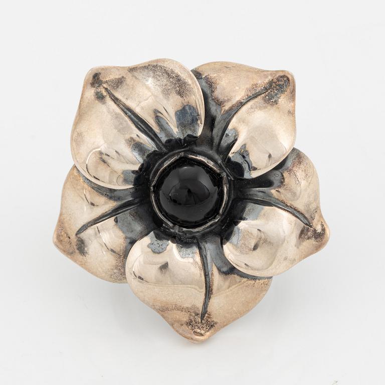 A Georg Jensen silver ring.