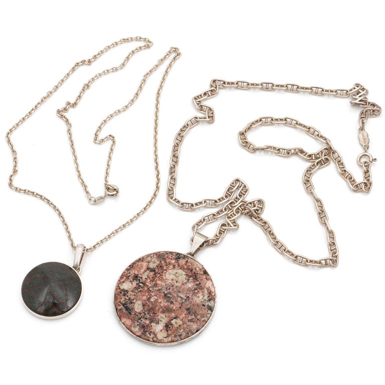 Two silver chains and pendants set with porfyry and jasper.