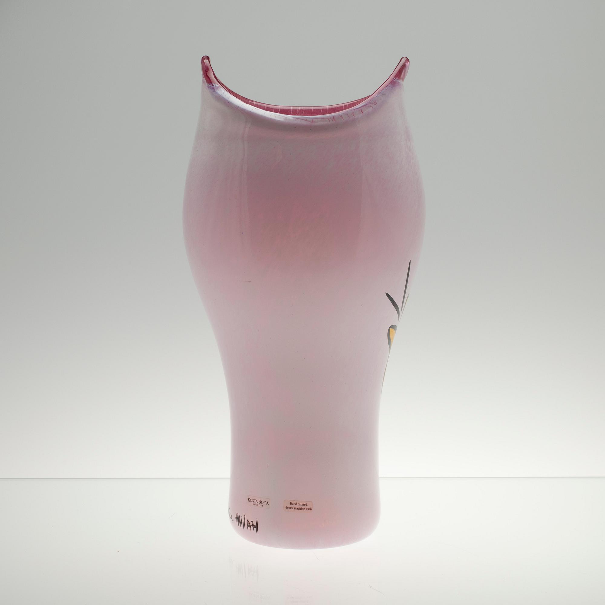 VAS, glas, Ulrica Hydman-Vallien, Kosta Boda. Signerad och numrerad.