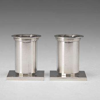 144. Wiwen Nilsson, a pair of candlesticks, Lund 1943, sterling.