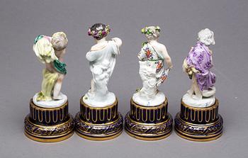 FIGURINER, 4 st, porslin, omkring 1900.