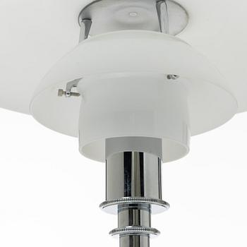 Poul Henningsen, a 'PH 3/2' table lamp, Louis Poulsen, Denmark.