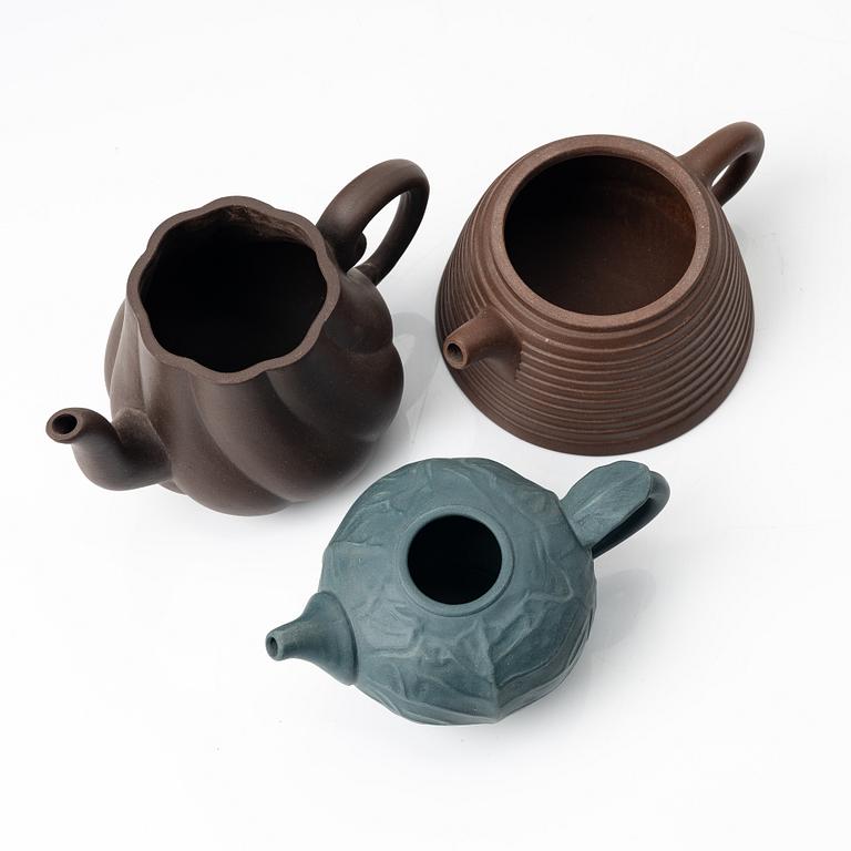 A group of three Chinese yixing 'gongfu' teapots, 1980s.