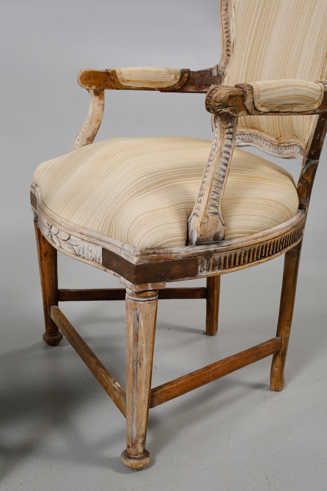 KARMSTOLAR, ett par, Louis XVI, tidigt 1800-tal.