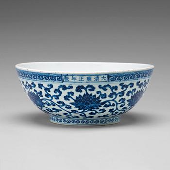 550. A large blue and white Ming style 'dice' bowl, Qing dynasty, Yongzhengs six character mark and period (1723-35).