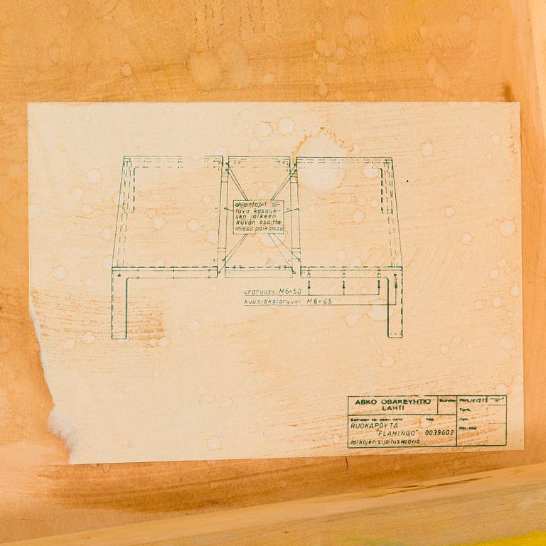 Eero Aarnio, matbord och stolar, 6 st, "Flamingo", Asko 1970-tal.