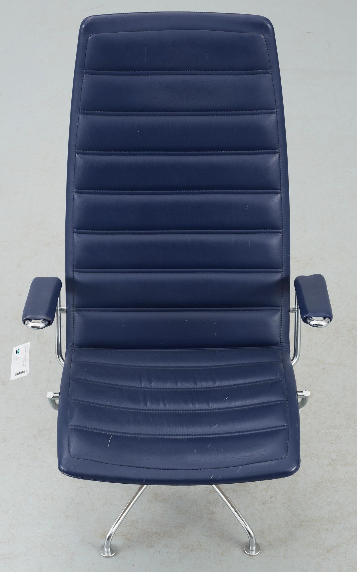 FÅTÖLJ,  "SAS ChairSeries", Jens Ammundsen för Fritz Hansen, etikettmärkt, 1989.