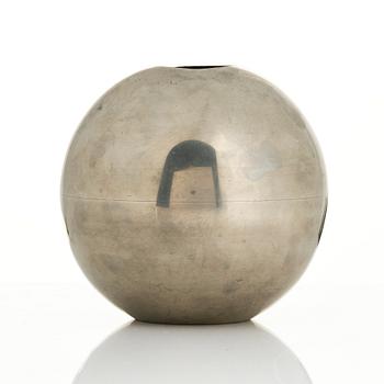 Sylvia Stave, vaser, två stycken, C.G. Hallberg, Stockholm, 1930-tal.