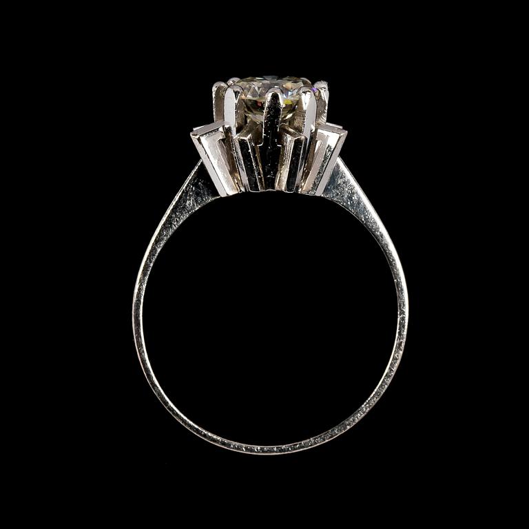 RING, briljantslipad diamant, ca 0.90 ct.