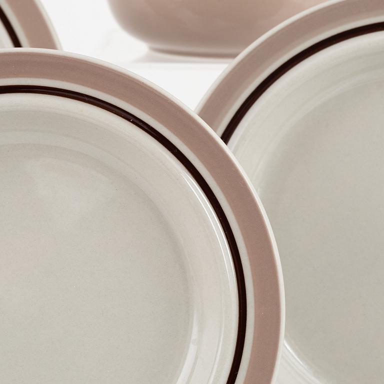 Ulla Procopé, a set of 36 service parts, "Koralli", Arabia, Finland.