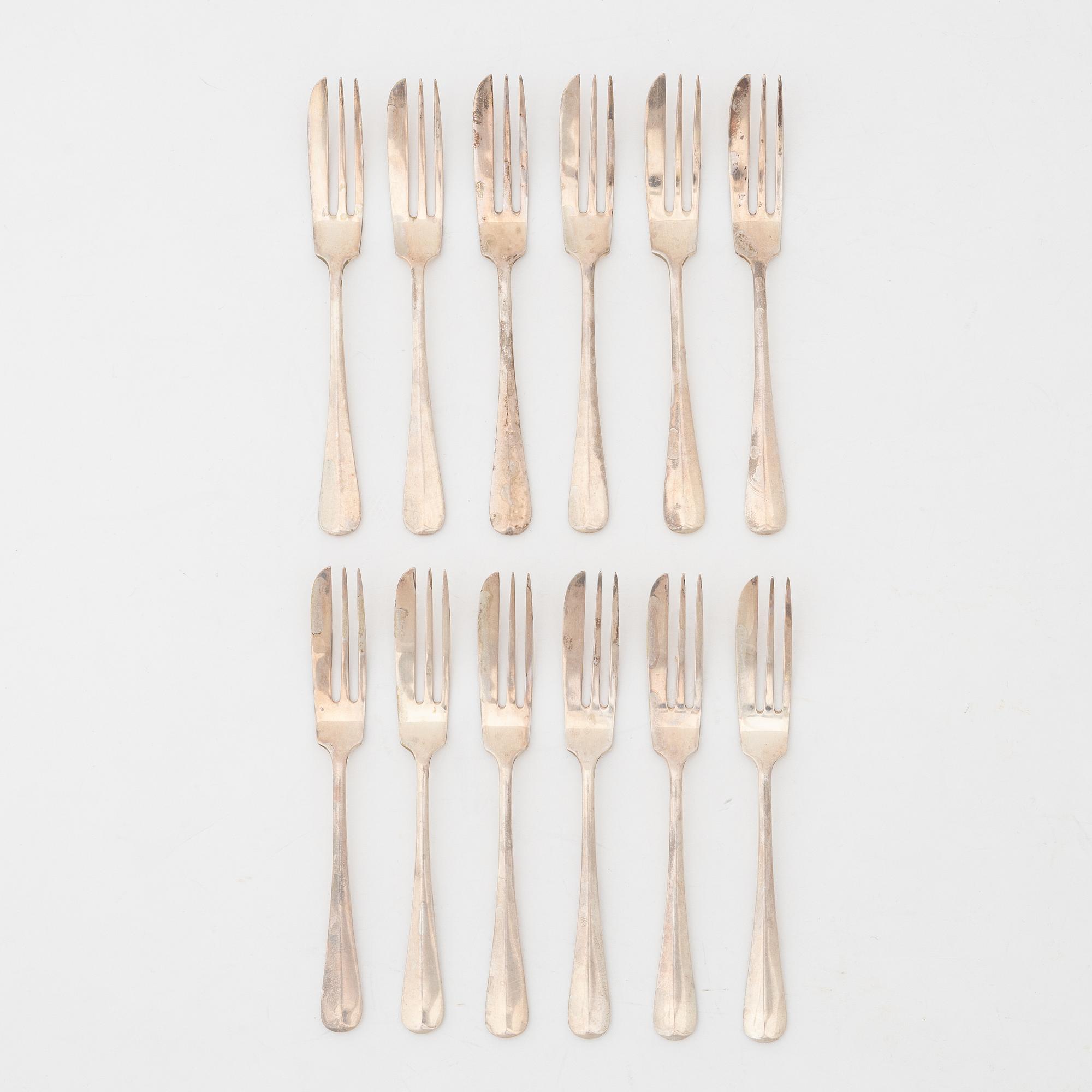 Mappin & Webb Ltd, twelve silver pastry forks,  Sheffield, England 1960.